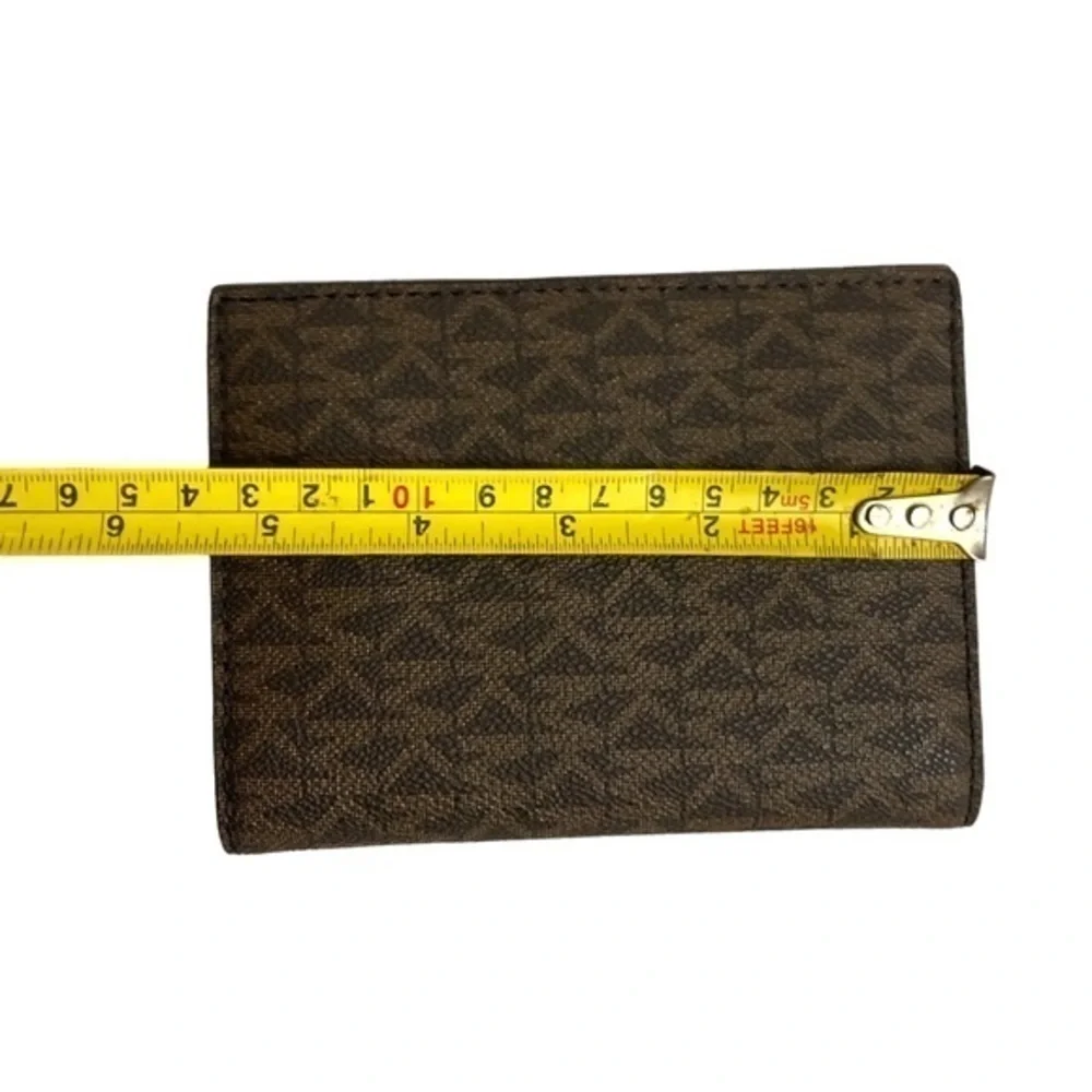 Michael kors brown khaki passport cover